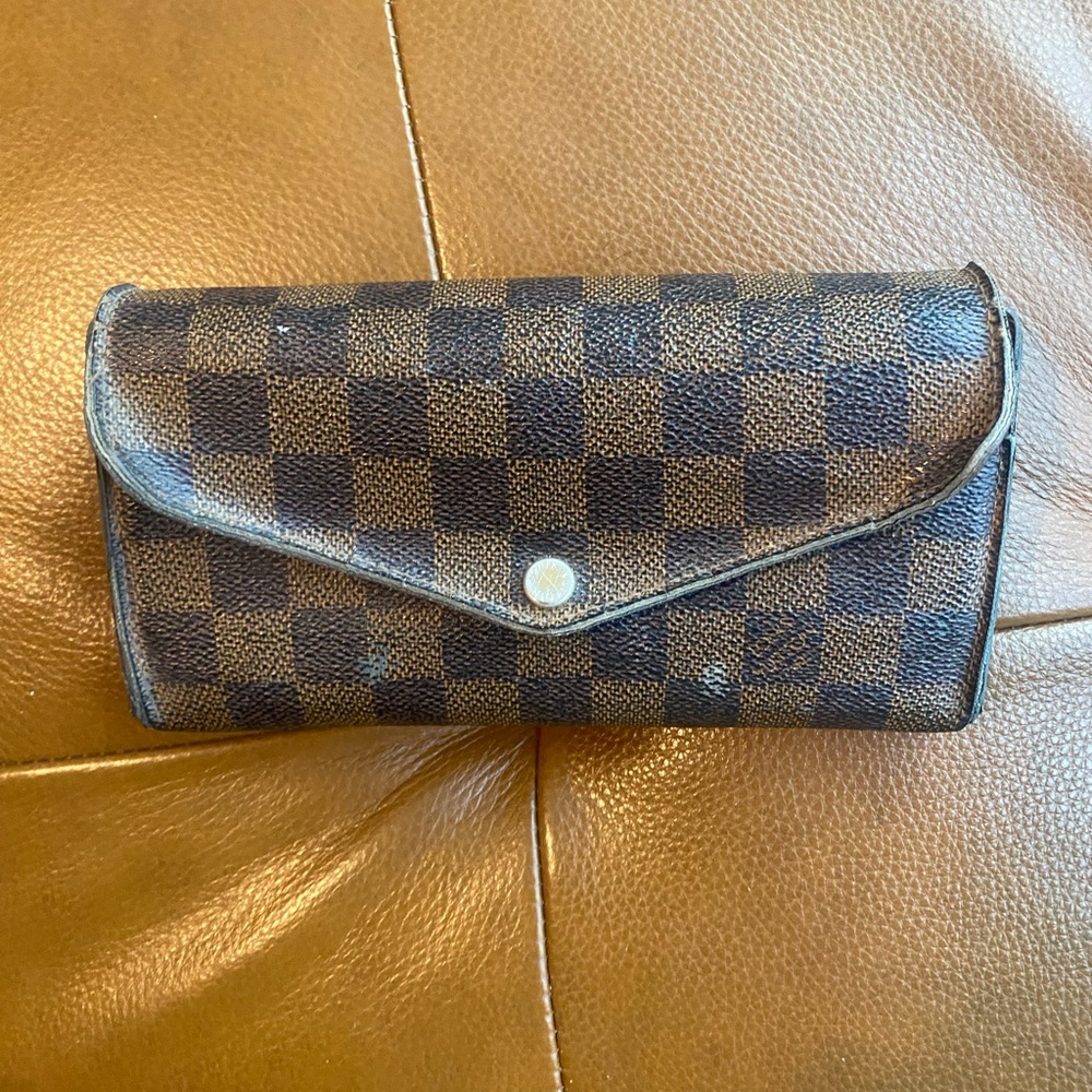 Authentic Louis Vuitton wallet
